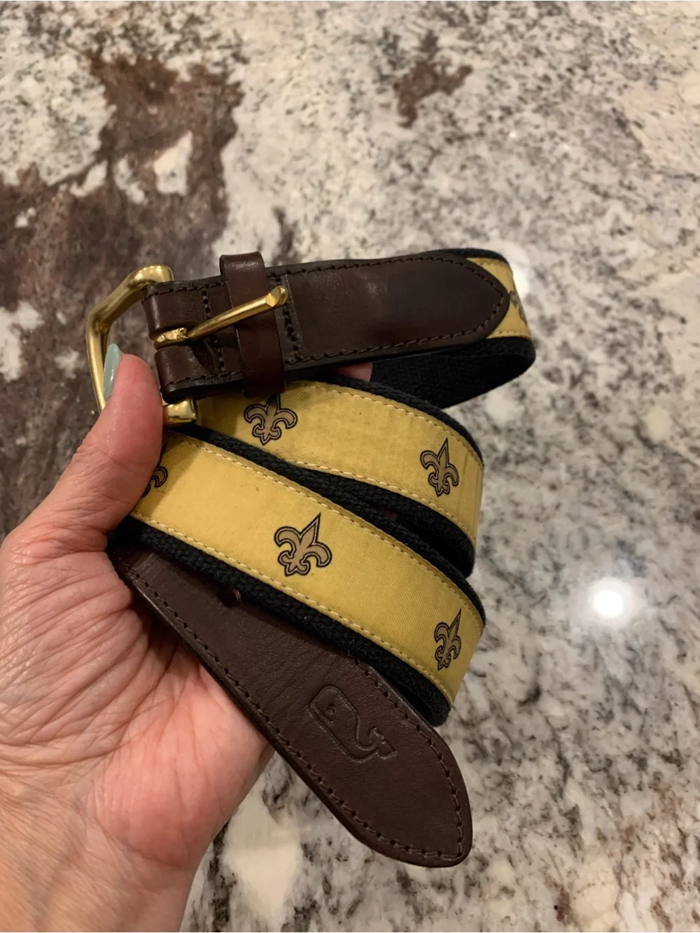 Vineyard vines fleur-de-lis belt size 38 New Orleans Saints